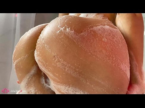 ❤️ Brunette masturboi pillua vibraattorilla intensiiviseen orgasmiin suihkussa ️❌ Venäläinen porno at porn fi.xxx-wow-net.ru ❤