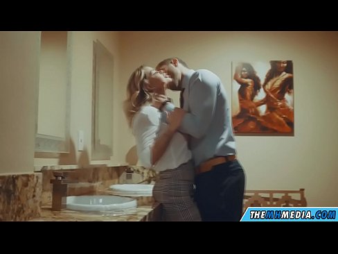 ❤️ Kun povekas blondi viettelee sinut julkisessa vessassa ️❌ Venäläinen porno at porn fi.xxx-wow-net.ru ❤